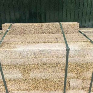 郴州 黄金麻花岗岩石材机切面栏杆料半成品