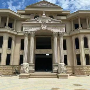 郴州 黄金麻别墅外墙干挂，大柱，大象，蘑菇石，雕花板