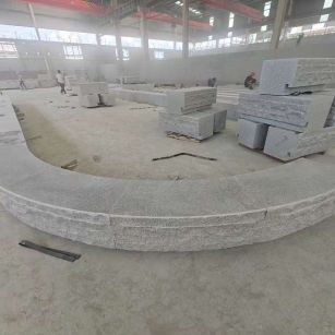 郴州 芝麻白异形坐凳，自然面光面弧形加工