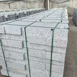 郴州 白麻花岗岩路沿石，弧形路沿石，道牙石，马路牙子，界石，路缘石，平沿石，直岩石，平缘石等