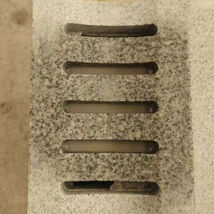 郴州 芝麻白拉丝面花岗岩U型开槽排水槽