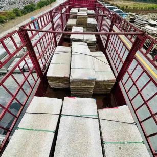 郴州 黄金麻花岗岩荔枝面，光面毛板装车完成