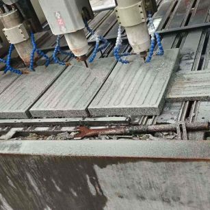 郴州 芝麻白花岗岩荔枝面盲道雕刻