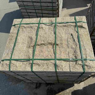 郴州 黄金麻花岗岩石材自然面蘑菇石成品