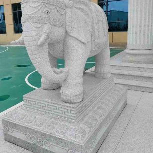 郴州 白麻花岗岩动物异形石雕-大象