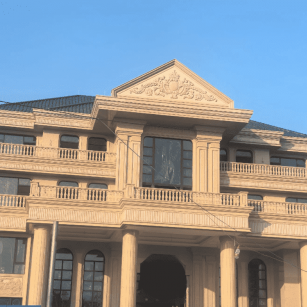 郴州黄金麻别墅外墙干挂石材效果示例