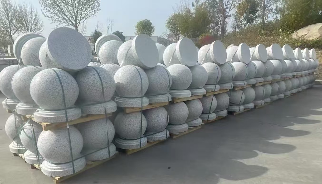 郴州 白麻花岗岩石材圆球，石球，挡车球，隔离球，景观石球，风水球等