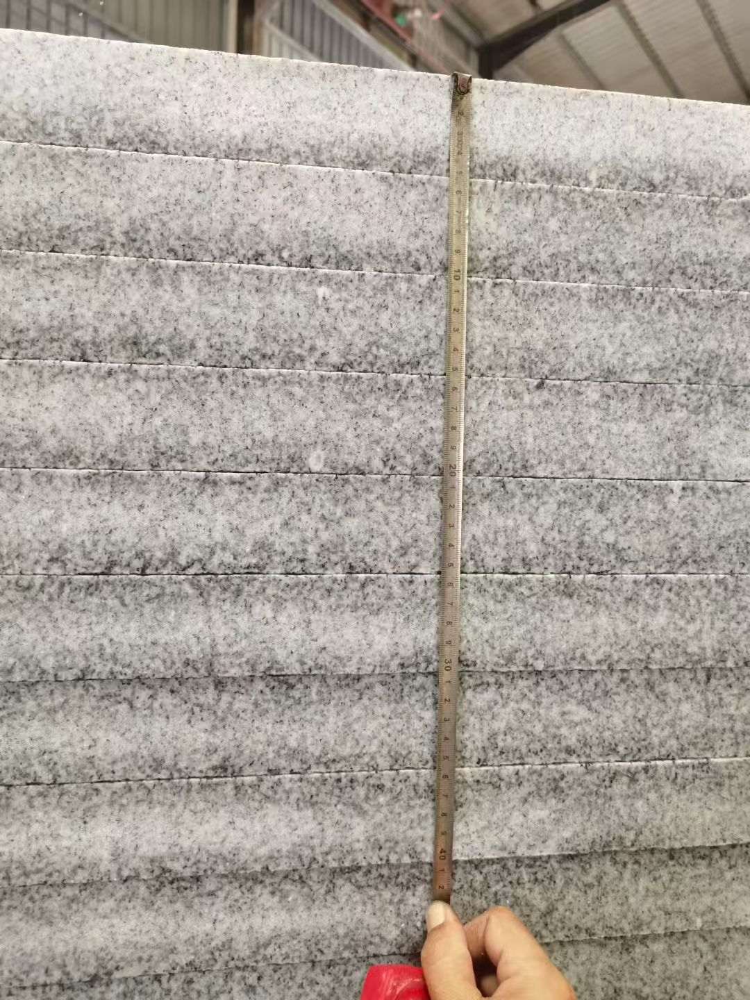 郴州 芝麻白火烧成品厚薄均匀，B料价格接近A料质量