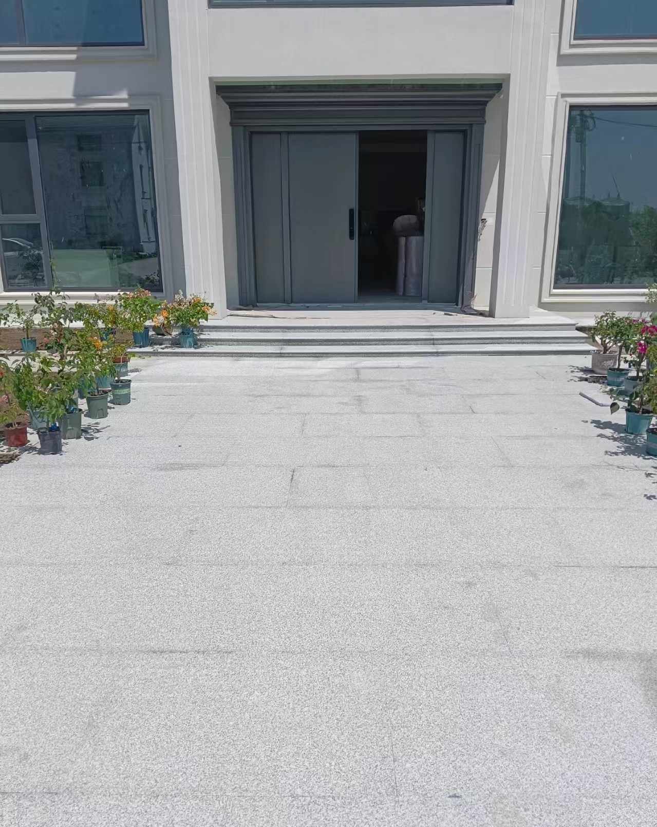 郴州 芝麻白花岗岩地铺石地面铺装