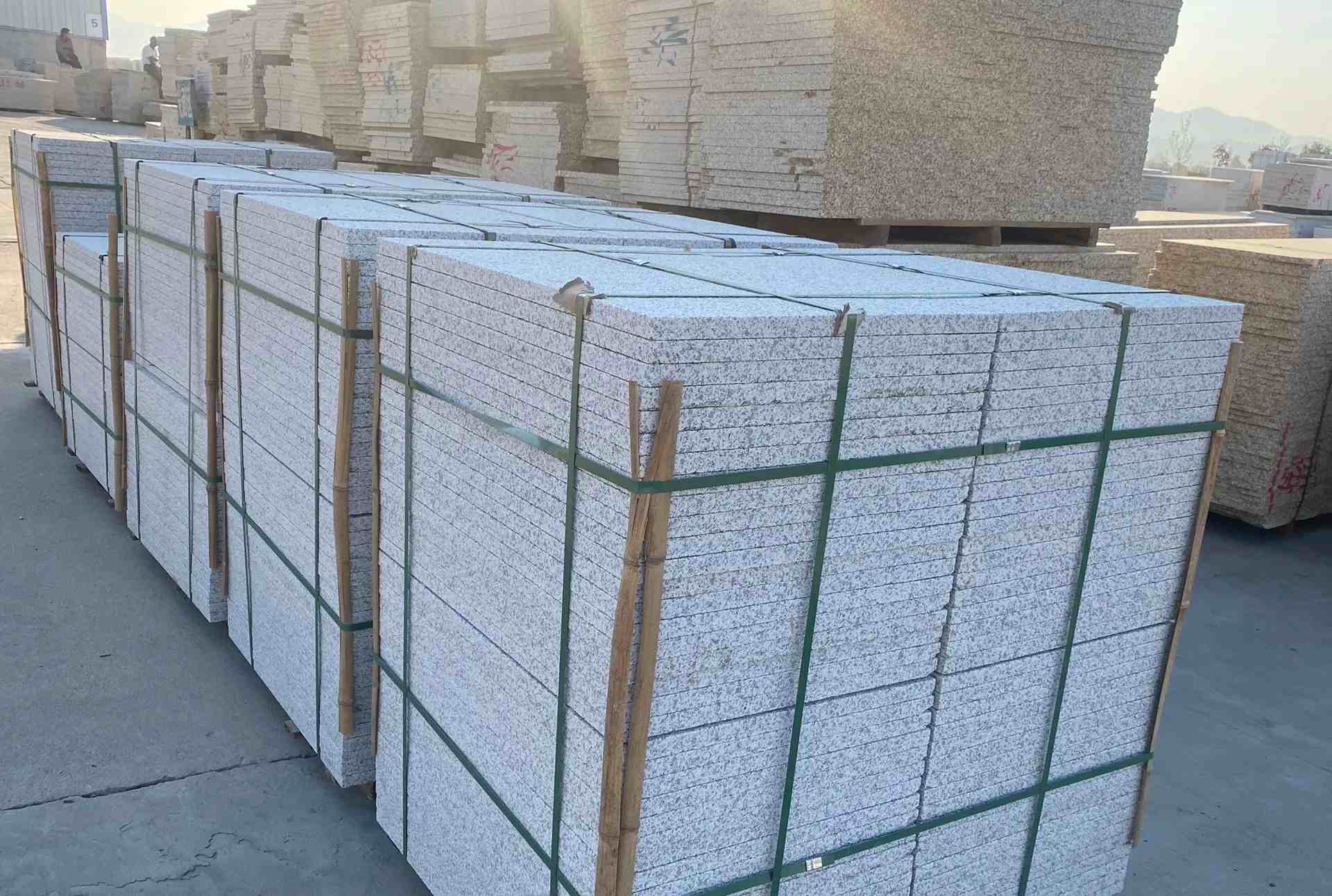 郴州 白麻花岗岩荔枝面地铺石