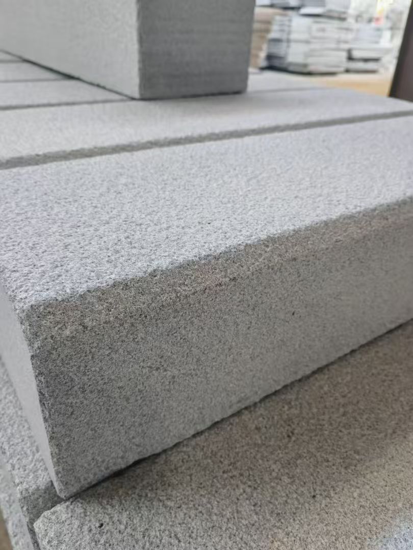 郴州 芝麻灰荔枝面路沿石