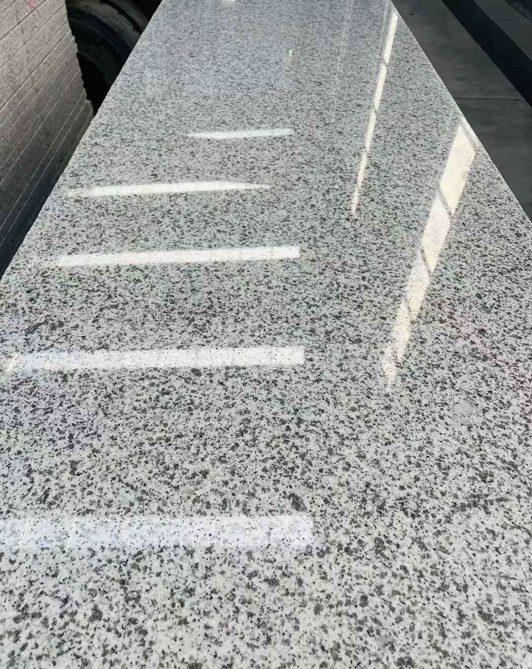 郴州 白麻花岗岩光面毛板