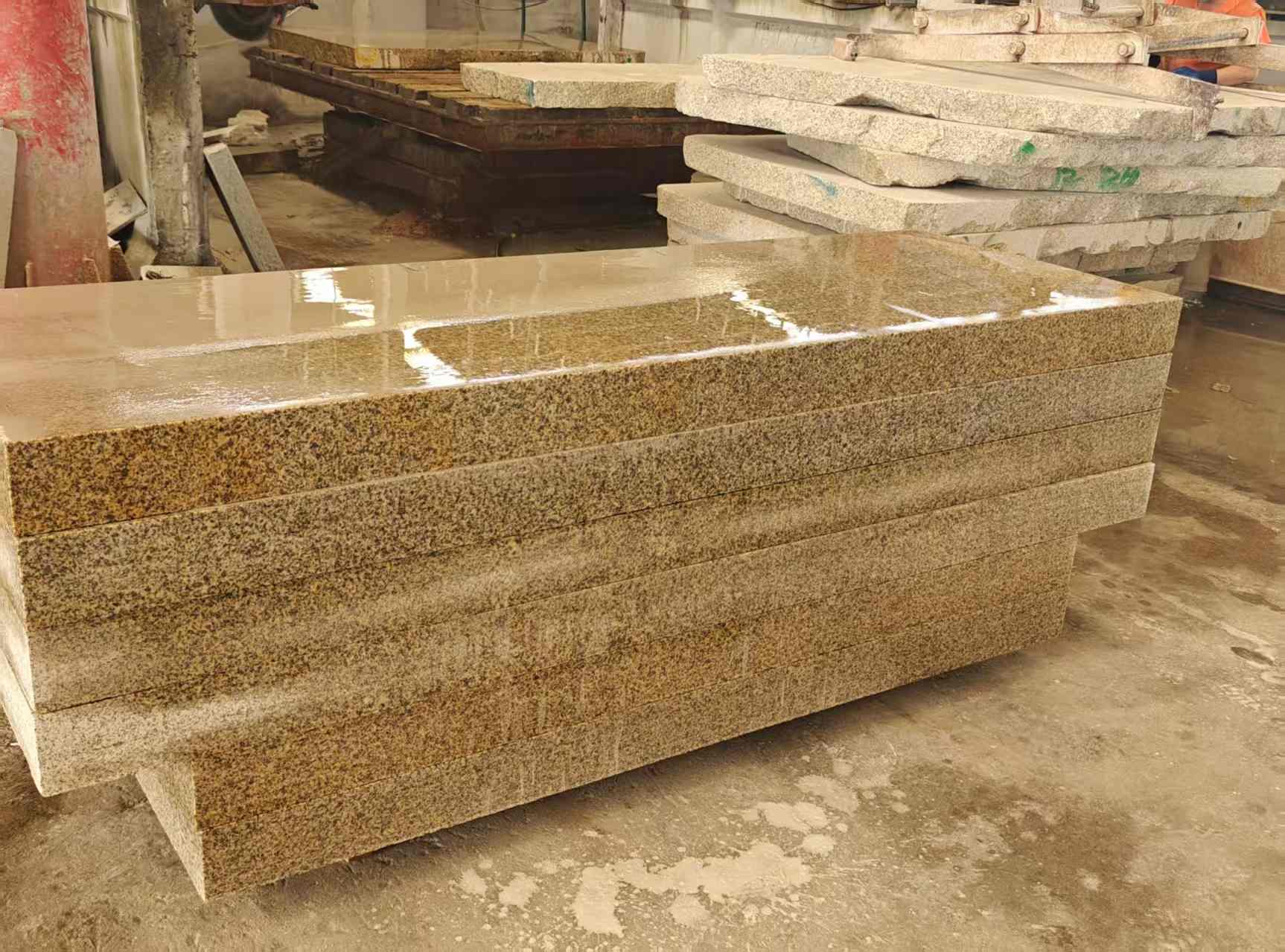 郴州 黄金麻栏杆料半成品加工中