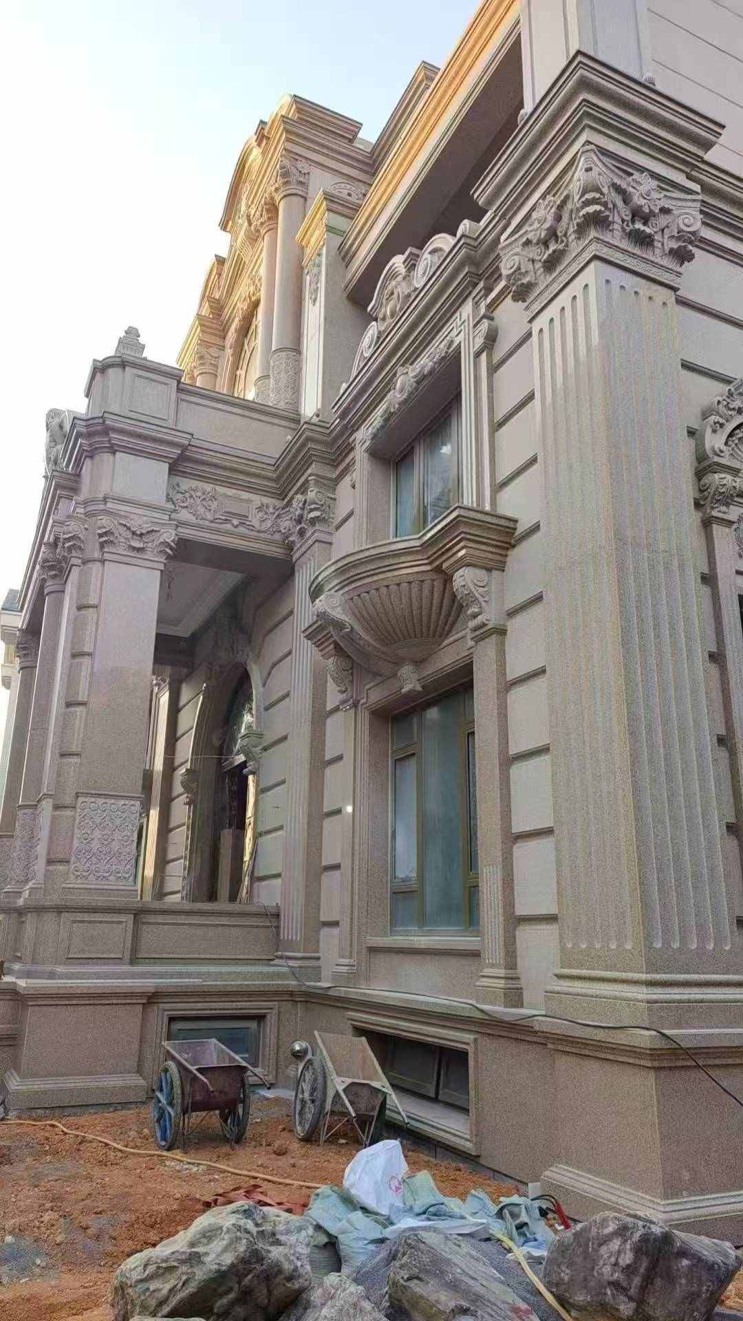 郴州 黄金麻花岗岩光面别墅外墙干挂施工完成