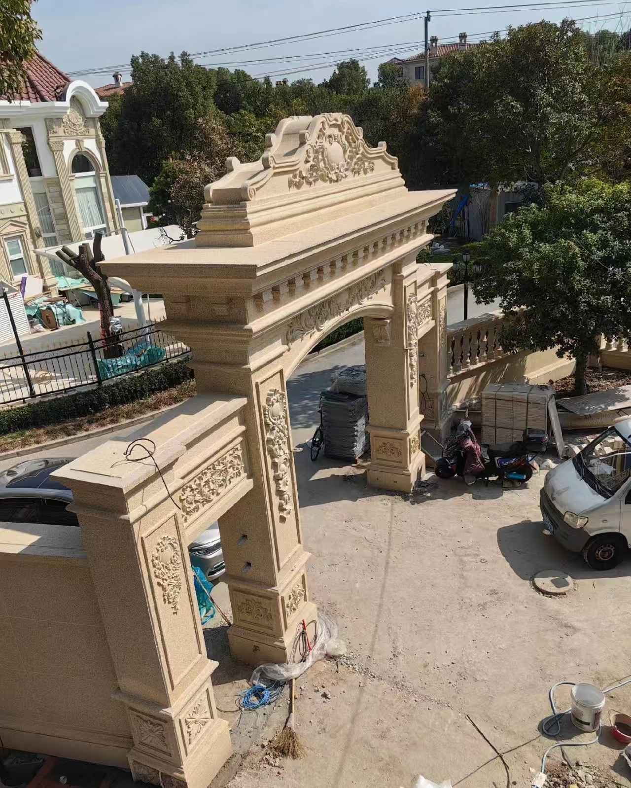 郴州 黄金麻荔枝面花岗岩别墅门楼