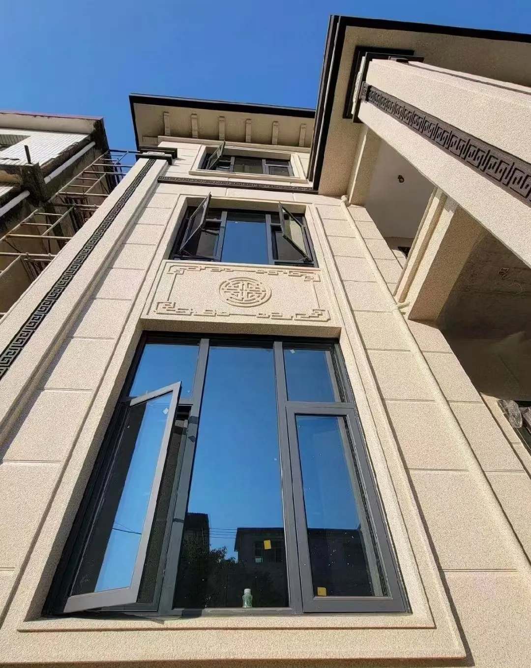 郴州 黄金麻荔枝面别墅外墙干挂效果展示