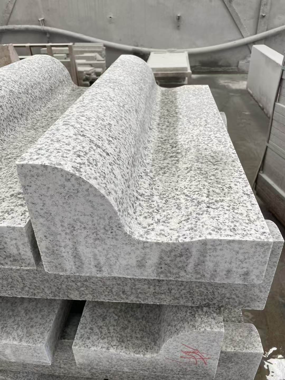 郴州 白麻花岗岩S型路沿石，路侧石，马路牙子等